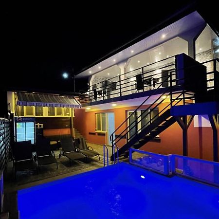 Готель Casa Clau Оршова Екстер'єр фото