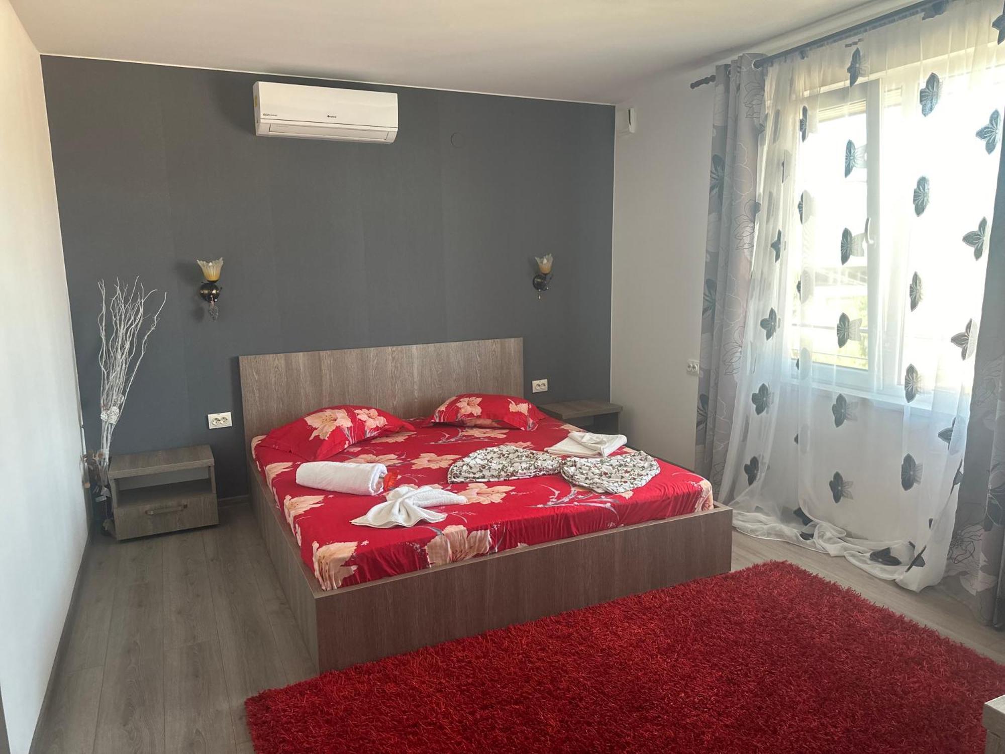 Готель Casa Clau Оршова Екстер'єр фото